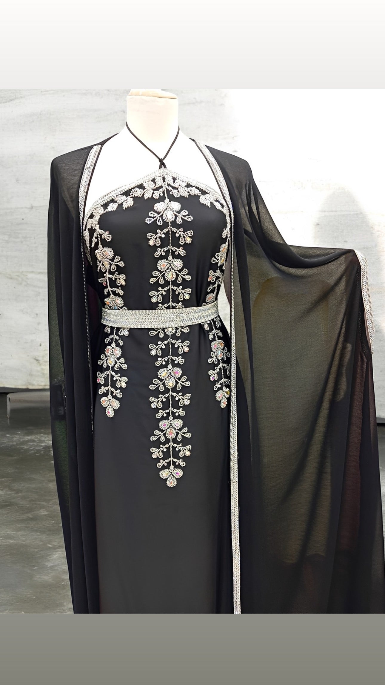 Noor Crystal Abaya
